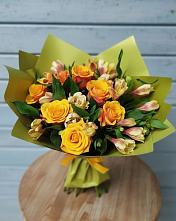 Букет цветов из:  Альстромерии и Розы в Новосокольниках