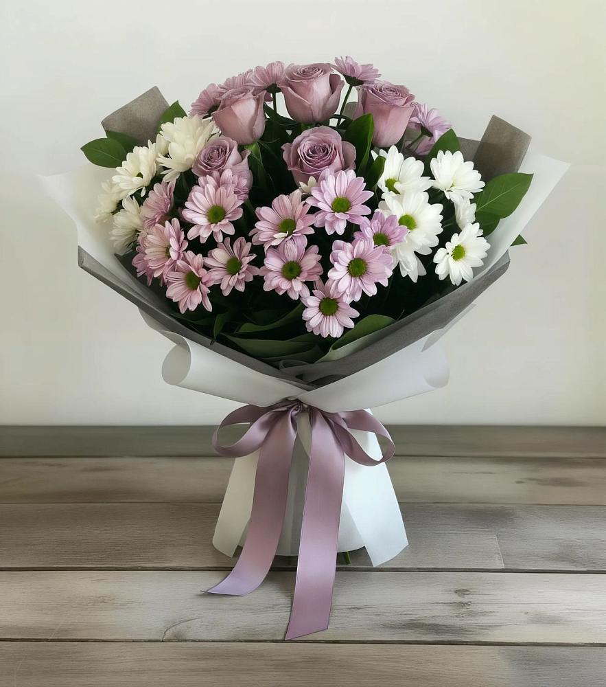 Букет цветов из: Хризантемы и Розы в Новосокольниках