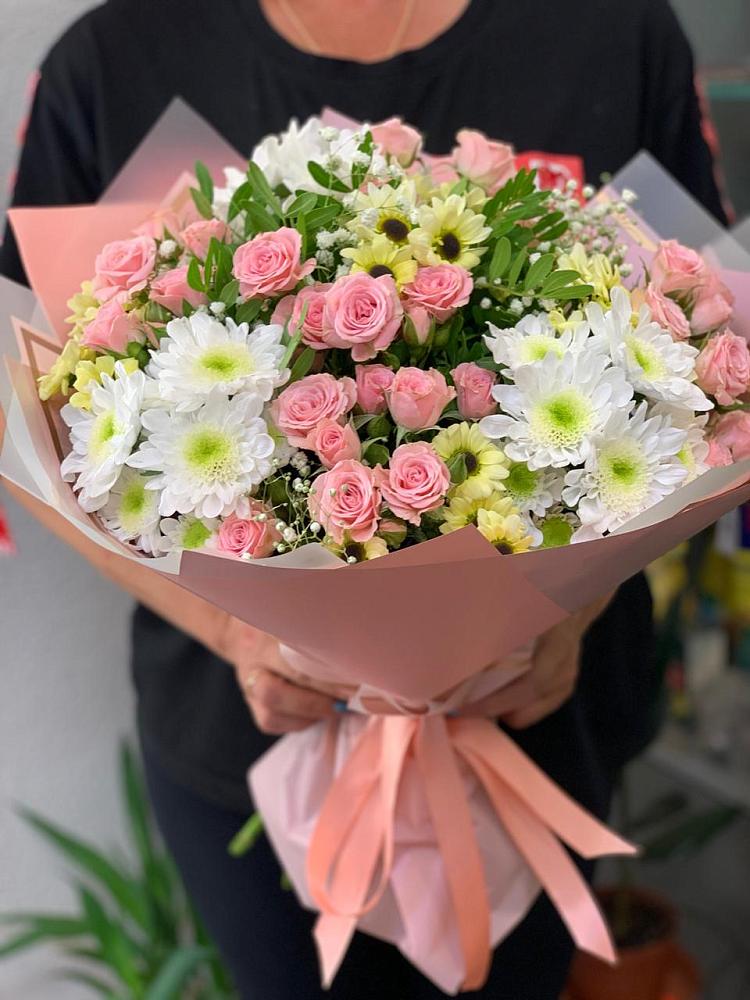 Букет цветов из: Розы и Хризантемы в Новосокольниках