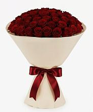 Букет 101 Бордовая роза Блэк Бакарра в Новосокольниках