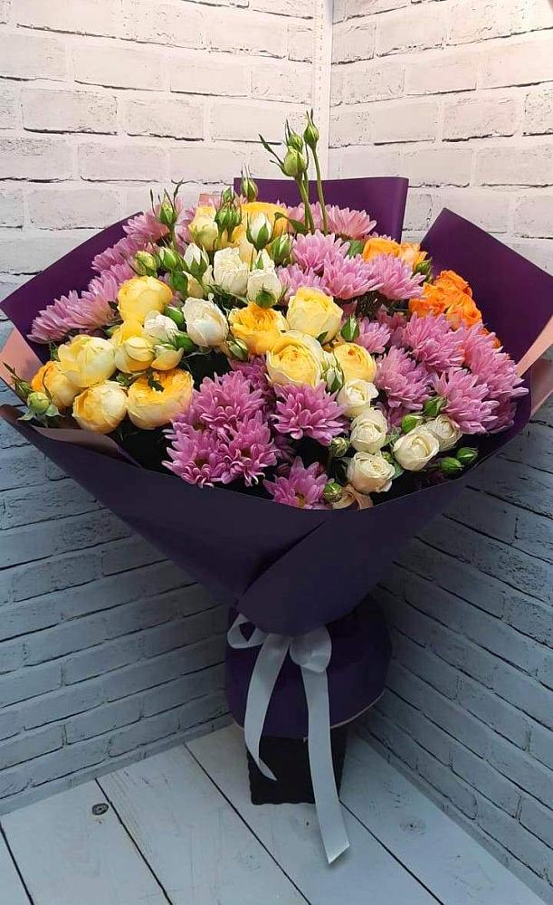 Букет цветов из: Хризантемы и Розы в Новосокольниках