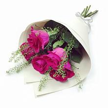 Букет цветов из:  Розы в Новосокольниках