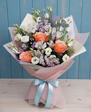 Букет цветов из:  Лизиантусы, Розы, Альстромерии и Гипсофила #REPLACE_PRED# Новосокольниках