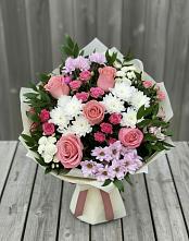 Букет цветов из:  Альстромерии, Гвоздики, Розы и Хризантемы #REPLACE_PRED# Новосокольниках