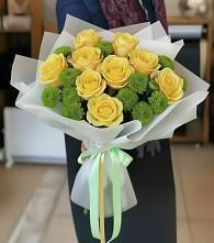 Букет цветов из:  Хризантемы и Розы в Новосокольниках